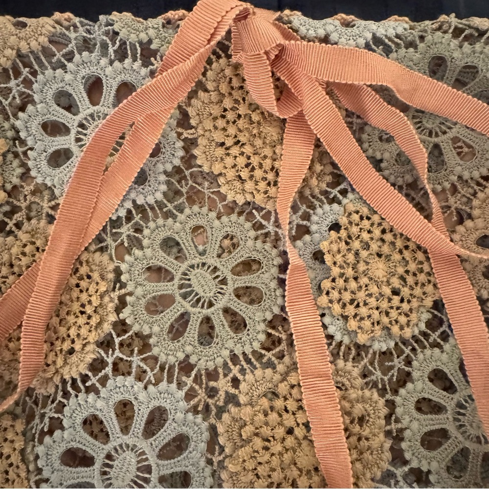 Alexis Textured Patterned Halter Neck Off-The-Shoulder Romper Size Small - Picture 8 of 17